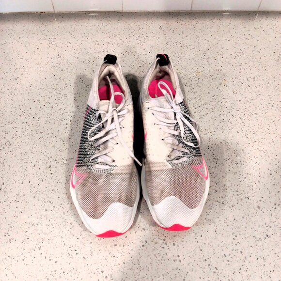 NIKE AIR ZOOM Big Kids 7y TEMPO NEXT% Womens 8.5 - Picture 3 of 8